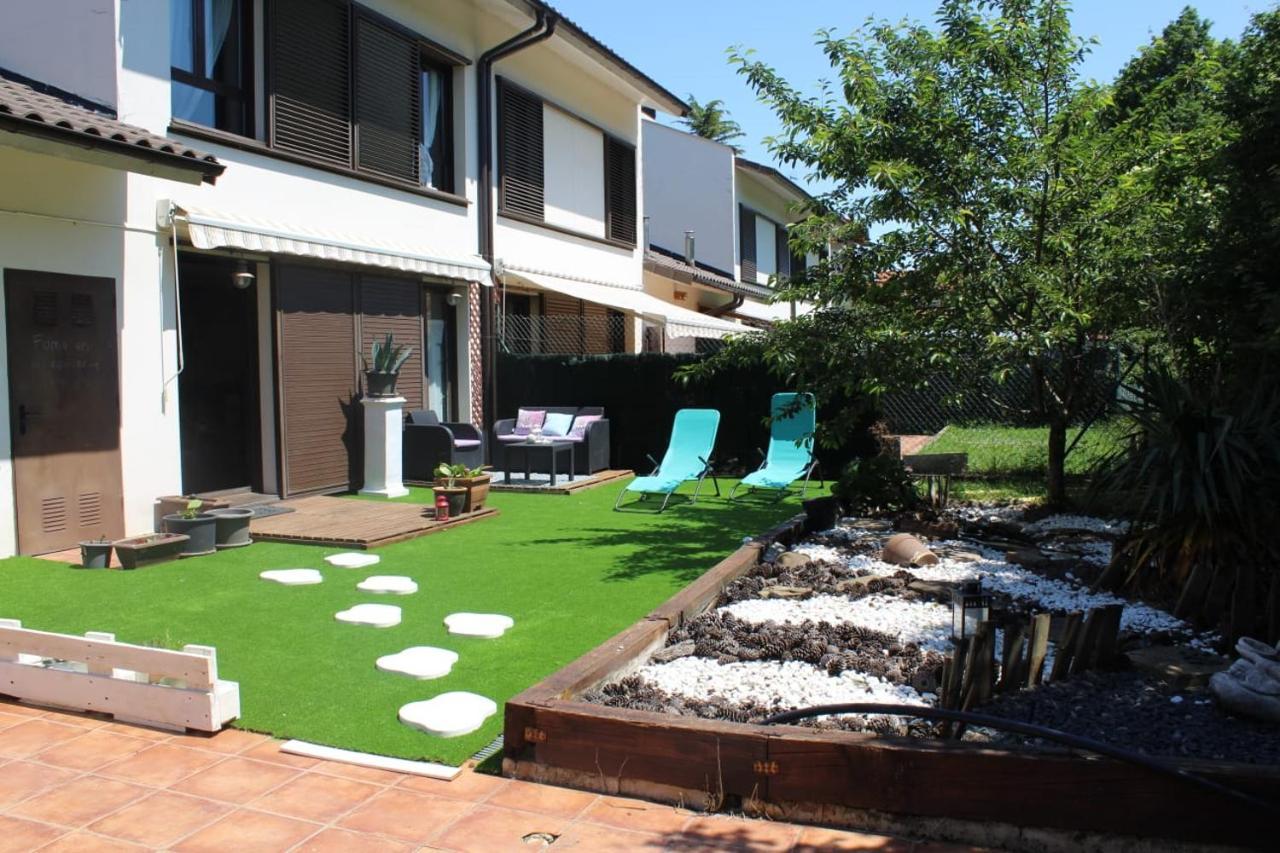 Penzion Casa Tau Larrasoana Exteriér fotografie